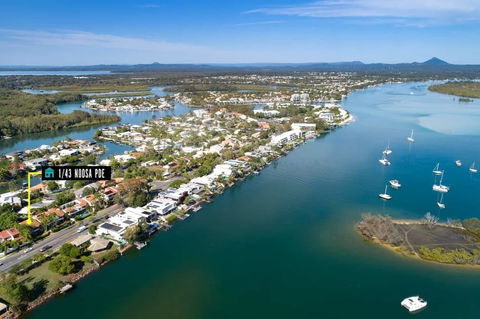 Unit 01 The Noosa Apartments - Holiday Adelaide 0