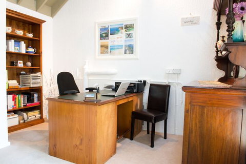 Nelson Bay Bed & Breakfast - Holiday Adelaide 7