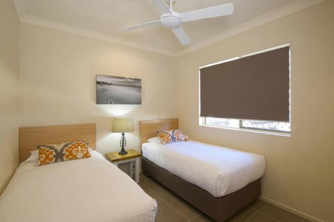 Marty's @ Little Beach - Holiday Adelaide 5