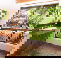 The Epiphyte Bed  Breakfast - Holiday Adelaide