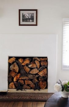 Red Feather Inn - Holiday Adelaide 4