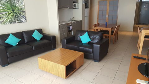 Pier Resort - Holiday Adelaide 2