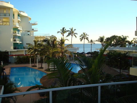 Pier Resort - Holiday Adelaide 1