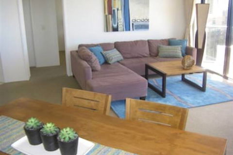 Meridian Caloundra - Holiday Adelaide 7