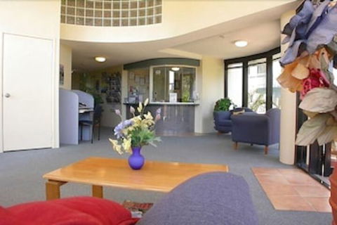 Meridian Caloundra - Holiday Adelaide 5