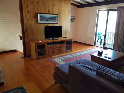Kalbarri Sunset Villa - Holiday Adelaide 2