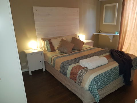 Kalbarri Sunset Villa - Holiday Adelaide 1