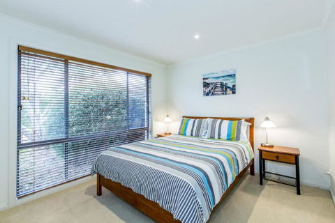 SURFSIDE GETAWAY In PICTURESQUE INVERLOCH - Holiday Adelaide 6
