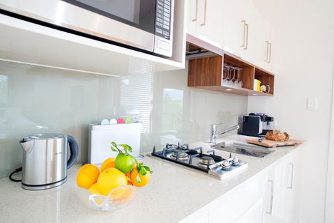 Lilypad Luxury Cabins - Holiday Adelaide 1