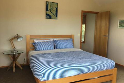 Apostle Hideaway Central Port Campbell - Holiday Adelaide 7