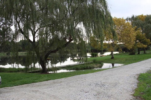Little Lake Cottage - Holiday Adelaide 2