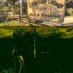 Little Lake Cottage - Holiday Adelaide 0