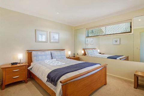 Beach Breakers Apartment Stunning Views - Holiday Adelaide 2