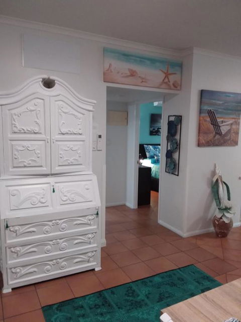 Jackies Holiday Apartment - Holiday Adelaide 5