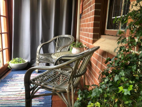 The Shopkeepers Quarters - Holiday Adelaide 5