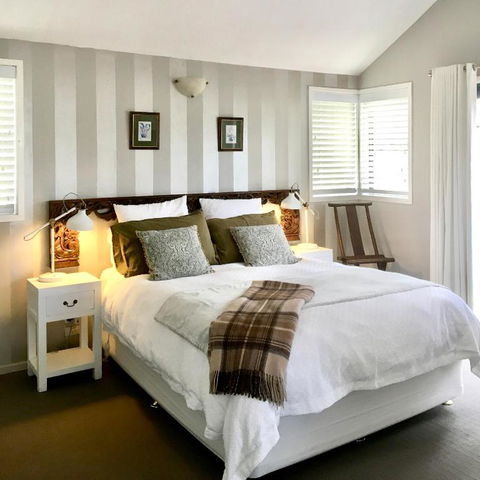 The Residence KVee In The Heart Of The Village - Holiday Adelaide 2