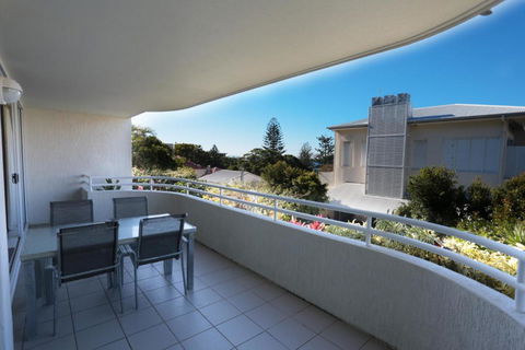 Visit The Cote DAzur In Sunshine Beach - Holiday Adelaide 1