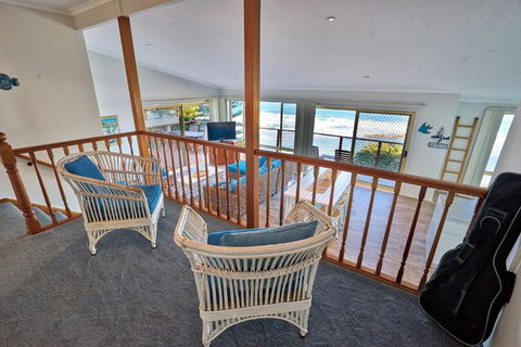 Kalimna Blue Bay NSW - Holiday Adelaide 5