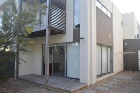 Family Friendly Unit - Holiday Adelaide 3