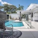 Noosaville Hideaway - Holiday Adelaide 0