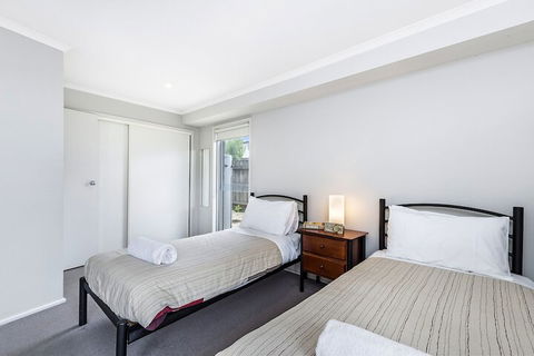 Il Mare - Holiday Adelaide 1