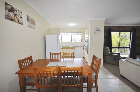 Sands Court On Boyd - Holiday Adelaide 5