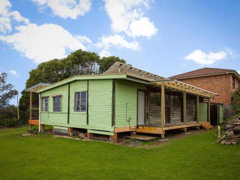 98 Ocean Parade Rustic Log Cabin - Holiday Adelaide 1