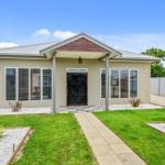 Zaahira House - Holiday Adelaide 0