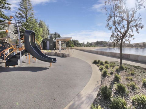 Penthouse 707 4 Bedroom Oceanview Penthouse - Holiday Adelaide 6