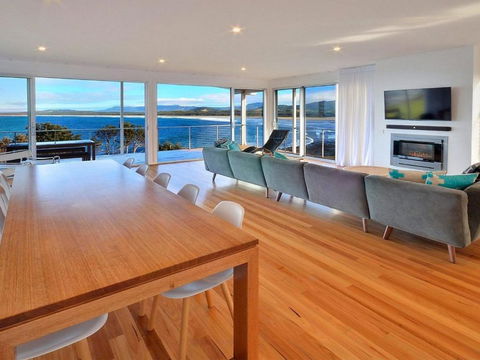 Seven Mile Heaven Your Coastal Kingdom - Holiday Adelaide 4