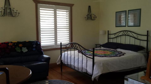 Stringybark Hills Retreat - Holiday Adelaide 1