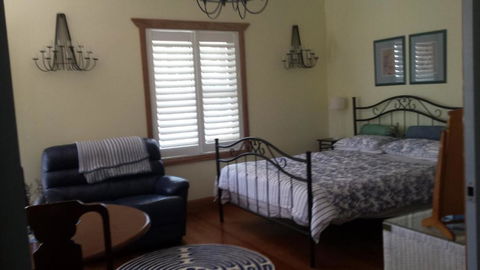 Stringybark Hills Retreat - Holiday Adelaide 5