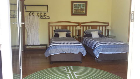 Stringybark Hills Retreat - Holiday Adelaide 4