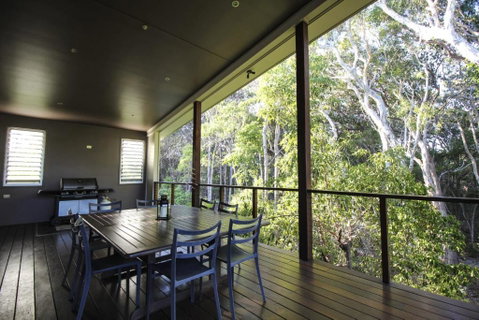 17 Naiad Court Modern Open Plan Family Home With Covered Outdoor Area & Double Lock Up Garage - Holiday Adelaide 6