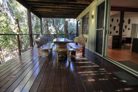 17 Naiad Court Modern Open Plan Family Home With Covered Outdoor Area & Double Lock Up Garage - Holiday Adelaide 4