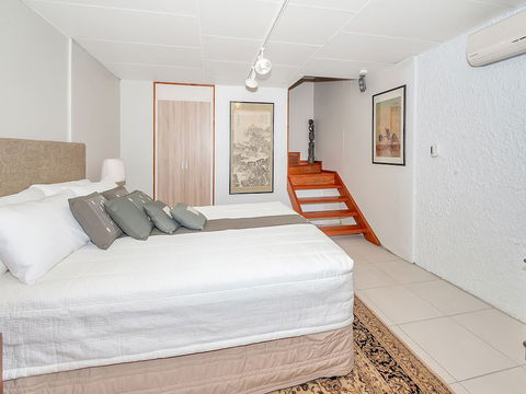 Unique Tropical Rainforest Getaway - Holiday Adelaide 2