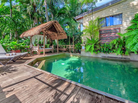 Unique Tropical Rainforest Getaway - Holiday Adelaide 1