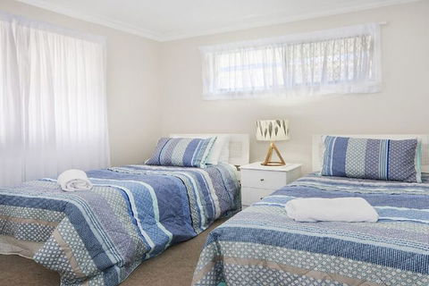 Hereford Court - Holiday Adelaide 3