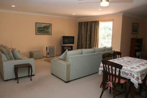 Birchgrove Apartments - Holiday Adelaide 6
