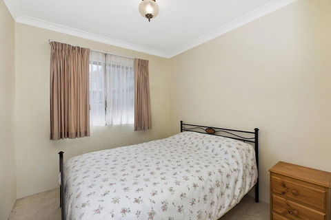 Caesars Palace 4 - Holiday Adelaide 1