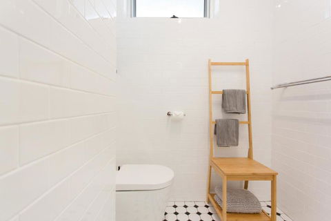 Boutique Central Apartment Vogue - Holiday Adelaide 5