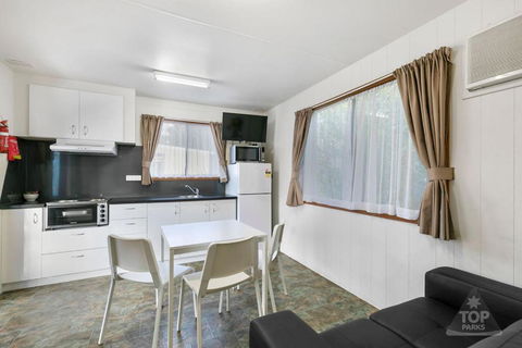 Yarram Holiday Park - Holiday Adelaide 4