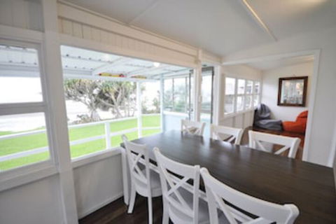 Golden Sands At Beachmere - Holiday Adelaide 0