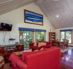 6 Ilmenite Avenue Coastal beach shack within walking distance to patrolled beach  CBD - Holiday Adelaide
