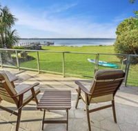 Eagle Point Getaway Waterfront Serenity - Holiday Adelaide