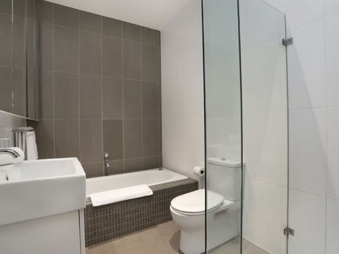 Kew Luxurious Townhouse - Holiday Adelaide 5