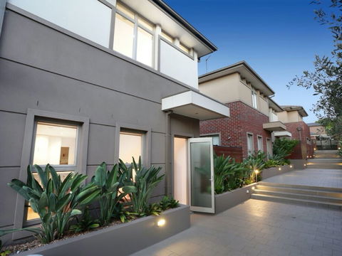 Kew Luxurious Townhouse - Holiday Adelaide 1