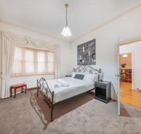 Camberwell Bright  Camberwell 5Bedder 2Bath Huge Classy Family home - Holiday Adelaide
