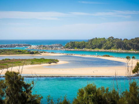 Grand Pacific I Unit 3 - Holiday Adelaide 1