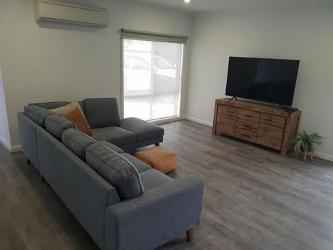 123 Wilson Arapiles - Holiday Adelaide 6